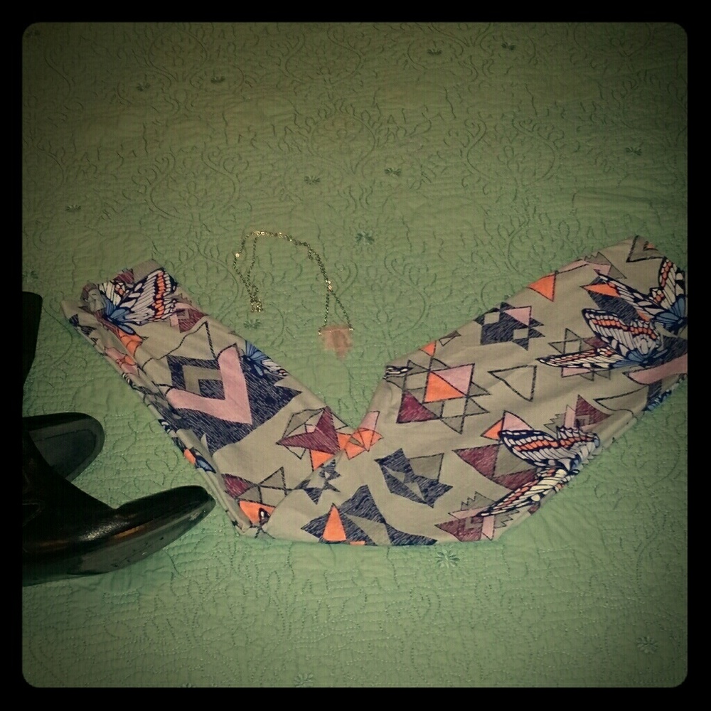 Lularoe Geometric Butterfly Leggings